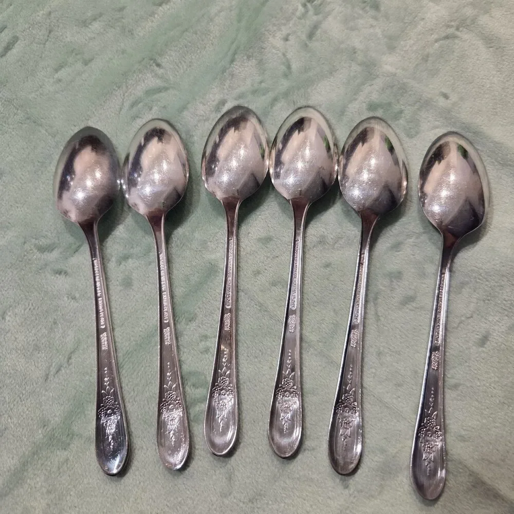Wm Rogers lot teaspoons